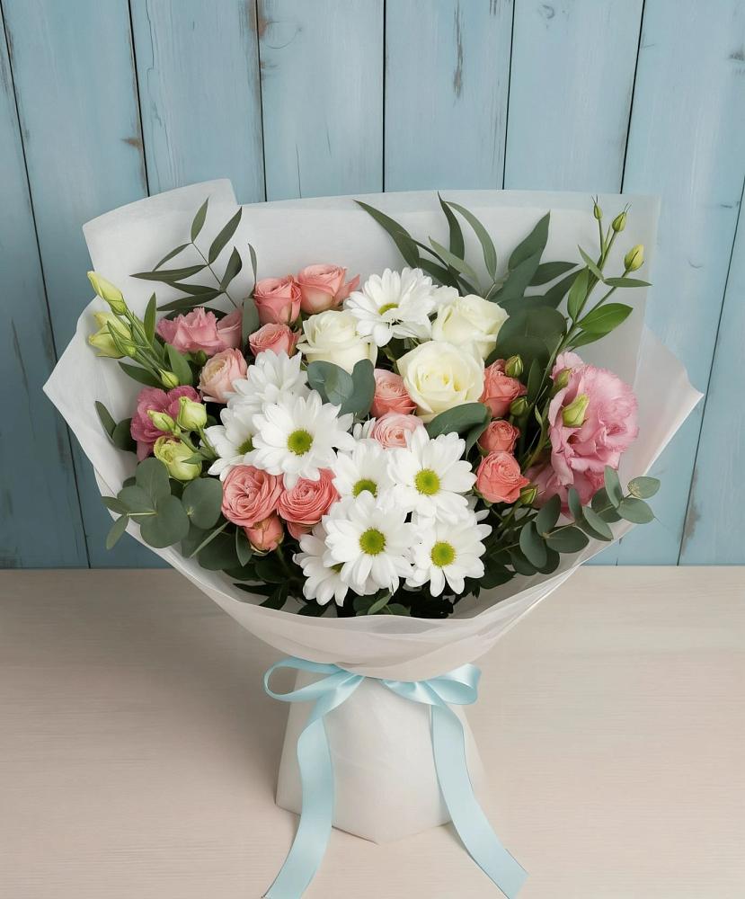 Букет цветов из: Розы, Лизиантусы и Хризантемы в Мысхако