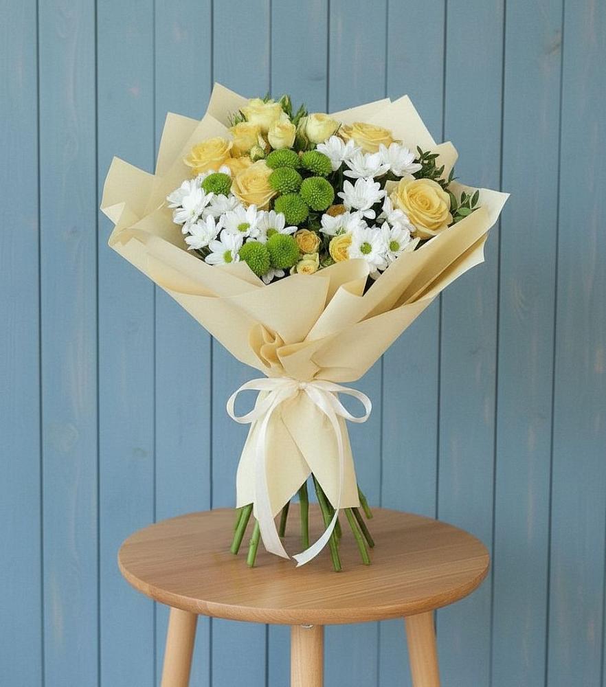 Букет цветов из: Хризантемы и Розы в Мысхако