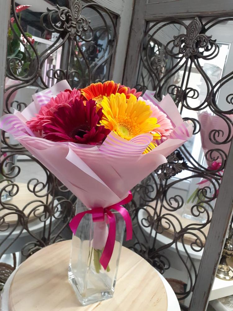 Букет цветов из: Герберы в Мысхако