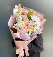 Букет цветов из:  Хризантемы и Розы в Мысхако