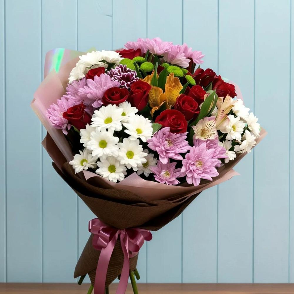 Букет цветов из: Розы, Хризантемы и Альстромерии в Мысхако